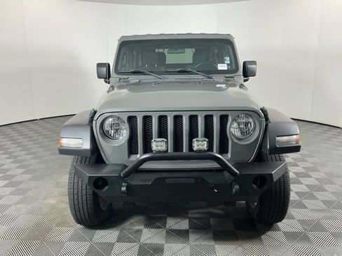 Used 2019 Jeep Wrangler Sport AWD/4WD image 2