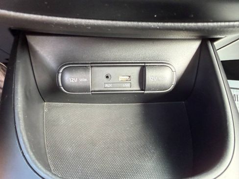 Used 2015 Kia Soul FWD image 20
