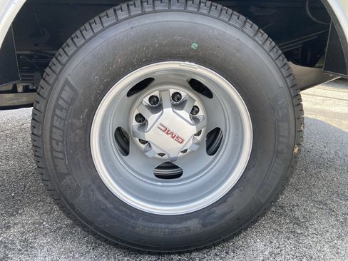 New 2025 GMC Sierra 3500 Pro w/ Convenience Package image 46