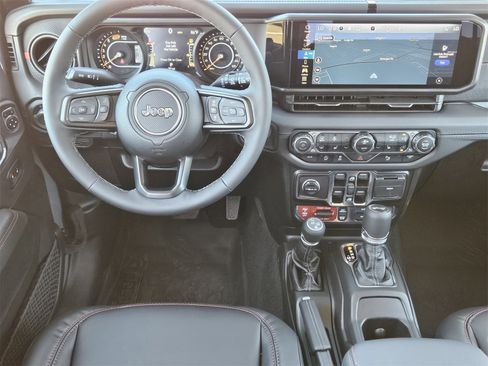 New 2025 Jeep Wrangler Unlimited Rubicon image 28