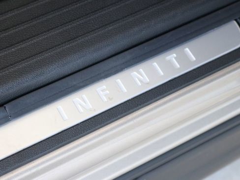 Certified 2025 INFINITI QX60 Luxe image 36