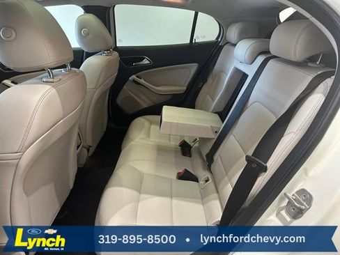 Used 2015 Mercedes-Benz GLA 250 4MATIC image 16