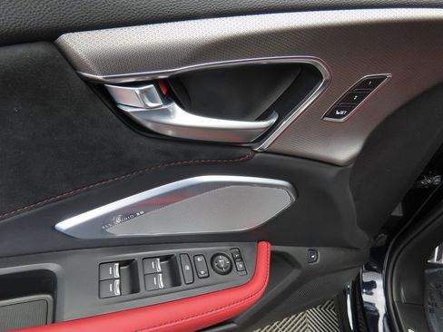 Used 2025 Acura RDX A-Spec image 24