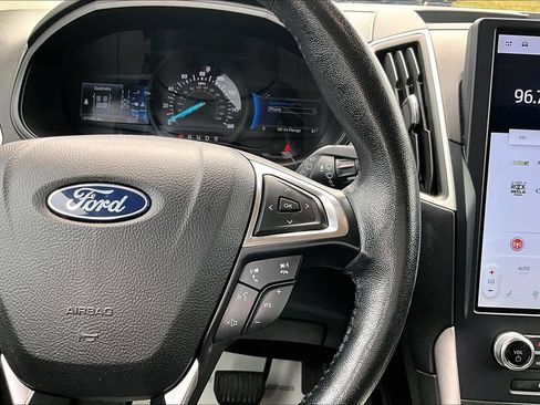 Used 2023 Ford Edge SEL AWD/4WD image 19