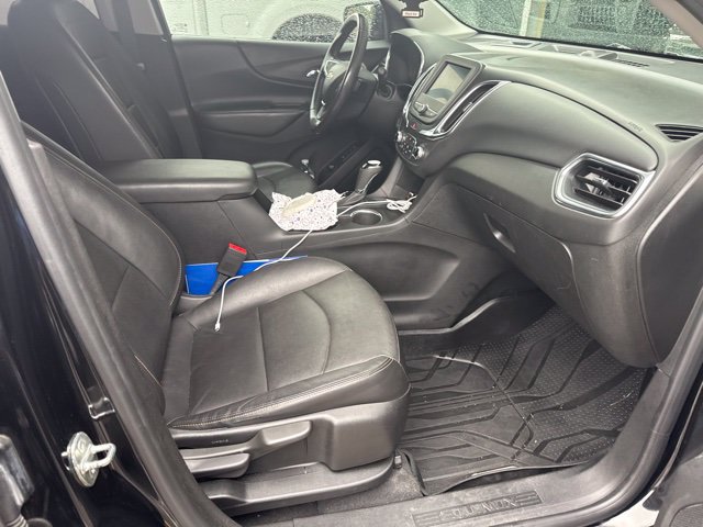 Used 2020 Chevrolet Equinox LT w/ Midnight Edition FWD image 14