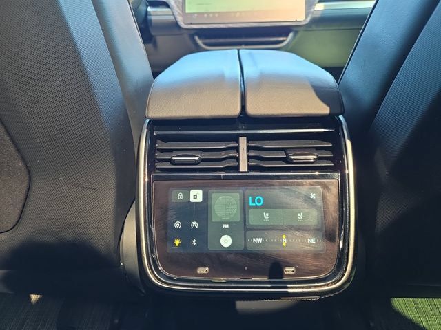 Used 2023 Rivian R1S Launch Edition Quad AWD/4WD image 26