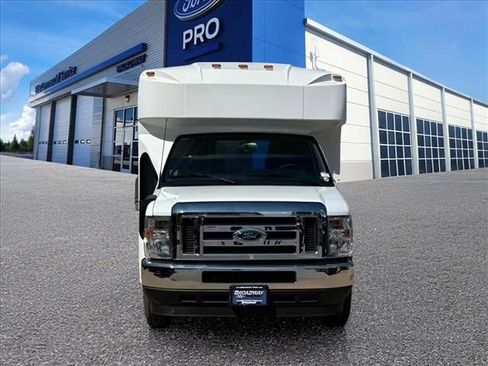 New 2025 Ford E-450 and Econoline 450 Super Duty w/ Shuttle Bus Prep Package RWD image 2