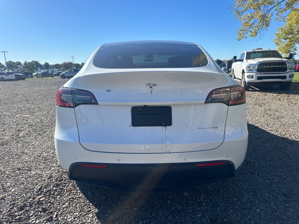 Used 2021 Tesla Model Y Long Range AWD/4WD image 8