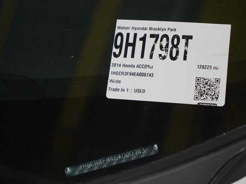 Used 2014 Honda Accord Touring image 26