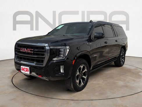 Used 2024 GMC Yukon XL AT4 w/ AT4 Premium Plus Package AWD/4WD image 5