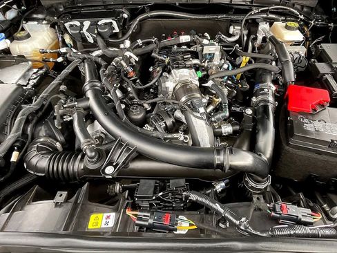 Used 2023 Ford Bronco Black Diamond image 13