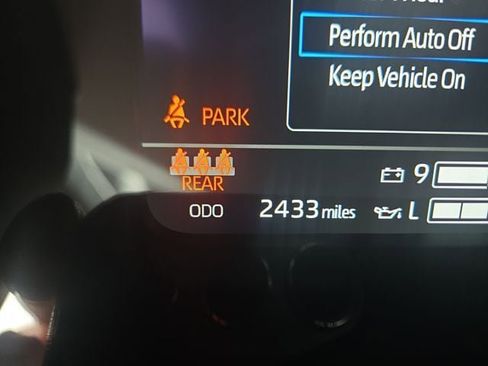 Used 2025 Toyota Tundra Limited image 16