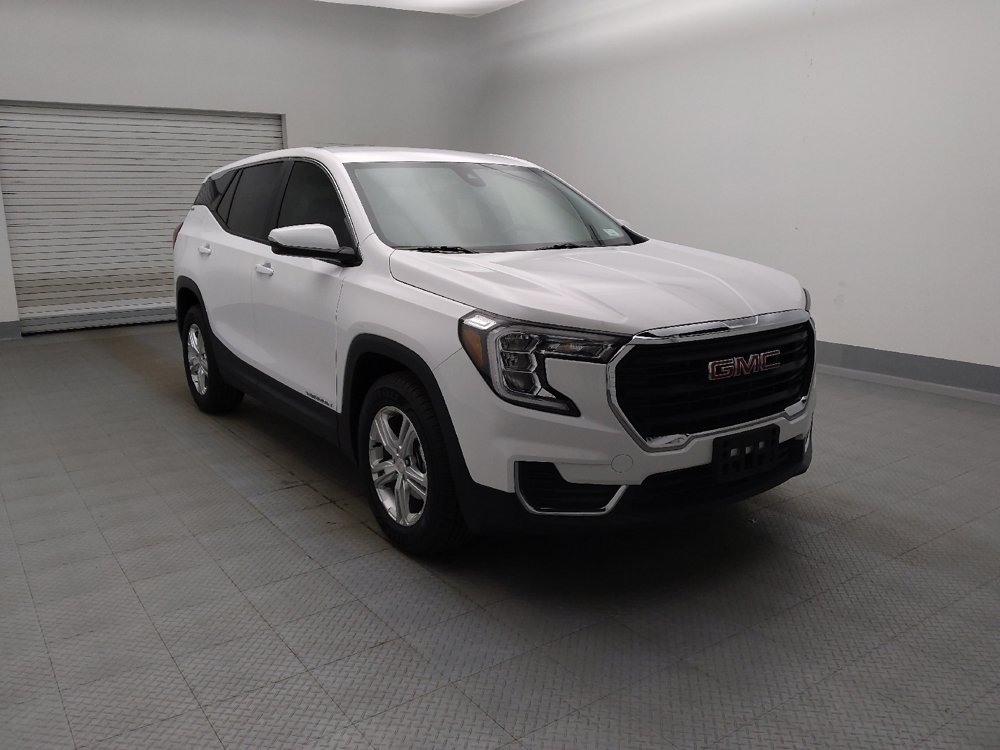 Used 2024 GMC Terrain SLE FWD image 13