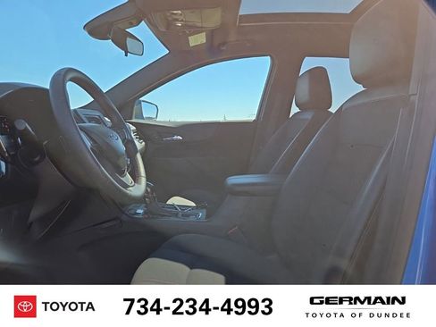 Used 2024 Chevrolet Equinox RS w/ LPO, Floor Liner Package AWD/4WD image 13