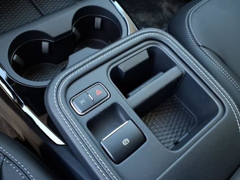 New 2026 Ford Mustang Mach-E Select image 10