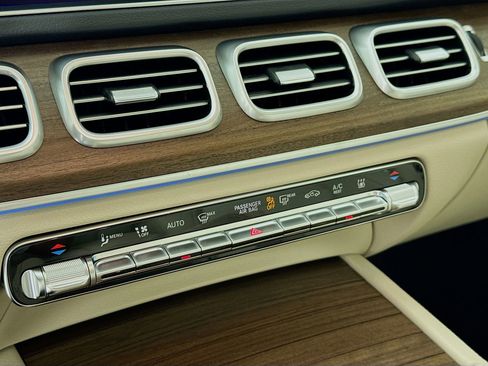 New 2026 Mercedes-Benz GLE 450e 4MATIC image 17