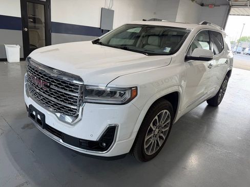 Used 2023 GMC Acadia Denali w/ Denali Ultimate Package image 23