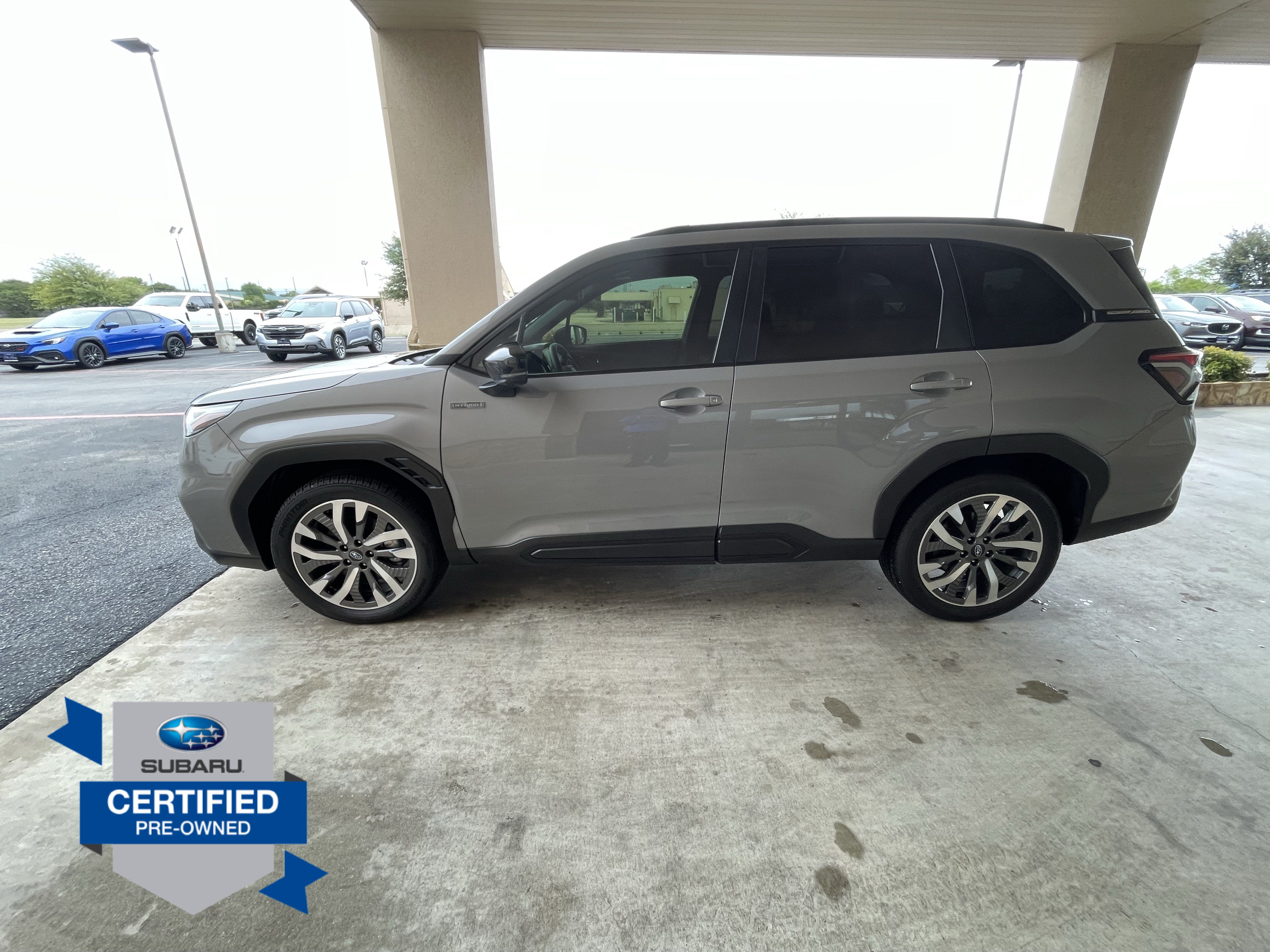 Used 2025 Subaru Forester Touring AWD/4WD image 4