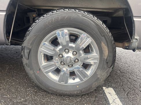 Used 2012 Ford F150 XLT w/ XLT Chrome Pkg image 15