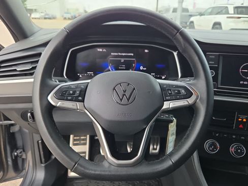 Used 2024 Volkswagen Jetta Sport FWD image 19