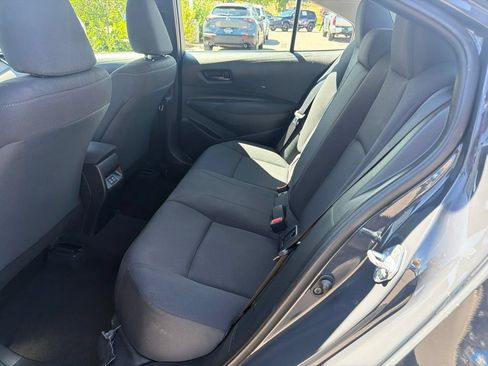 Used 2025 Toyota Corolla LE FWD image 20