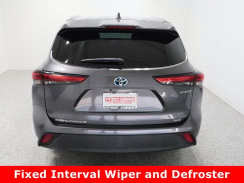 Used 2020 Toyota Highlander XLE image 8