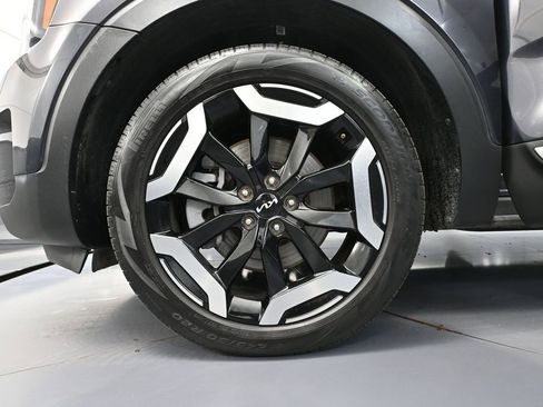 Used 2025 Kia Telluride S AWD/4WD image 16