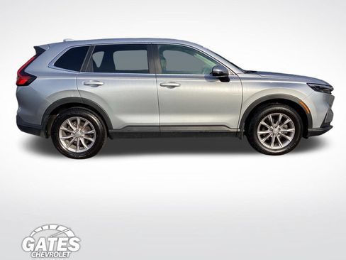 Used 2023 Honda CR-V EX image 11