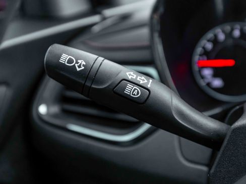 Used 2023 Chevrolet Equinox RS image 70