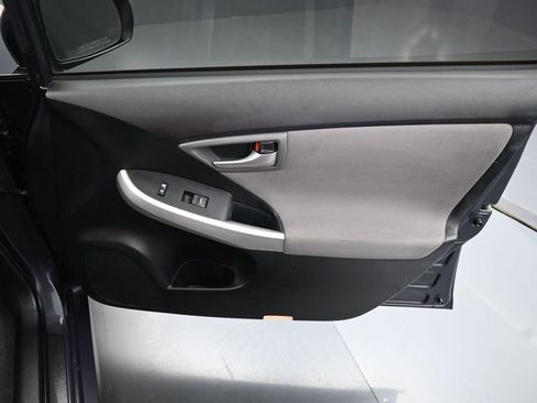Used 2015 Toyota Prius Two FWD image 31