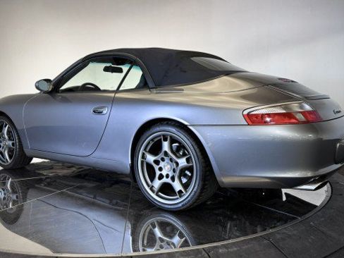 Used 2003 Porsche 911 Cabriolet image 30