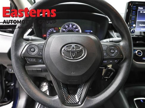 Used 2022 Toyota Corolla LE FWD image 10