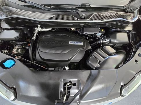 Used 2017 Honda Pilot Elite image 31