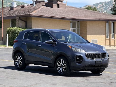 Used 2017 Kia Sportage EX w/ EX Premium Package AWD/4WD image 3