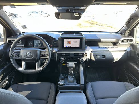 Used 2024 Toyota Tacoma SR5 AWD/4WD image 28