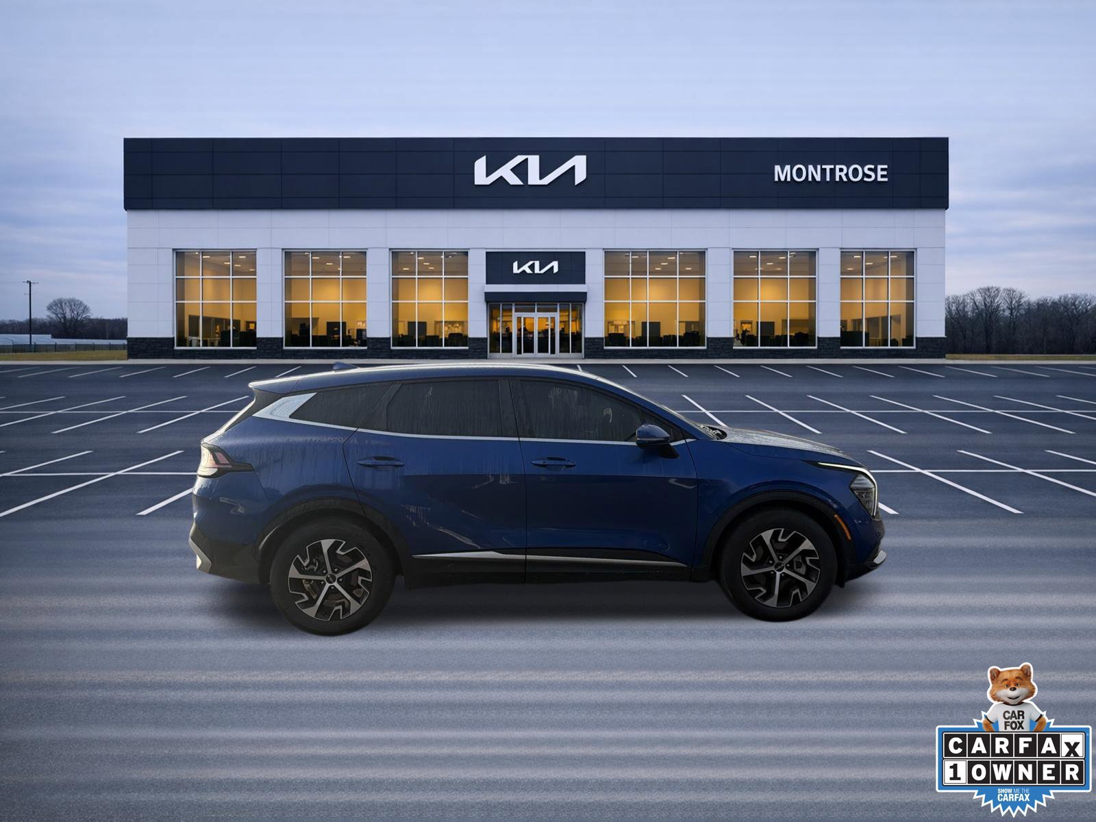 Used 2025 Kia Sportage EX FWD image 4