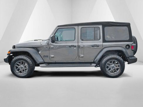 Used 2024 Jeep Wrangler Unlimited Sport AWD/4WD image 4