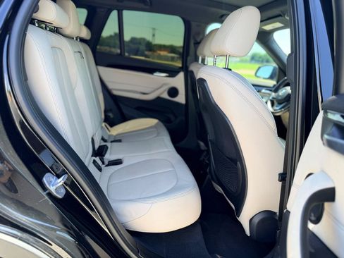 Used 2018 BMW X1 sDrive28i FWD image 19
