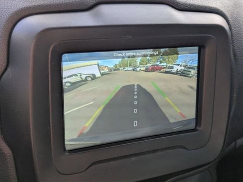 Used 2020 Jeep Renegade Trailhawk w/ Cold Weather Group image 13