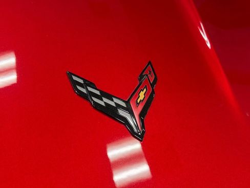 Used 2025 Chevrolet Corvette Z06 RWD image 15