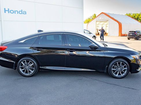 Used 2021 Honda Accord EX-L image 16