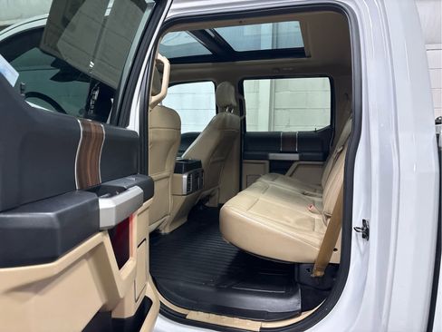 Used 2016 Ford F150 Lariat w/ Equipment Group 502A Luxury image 21