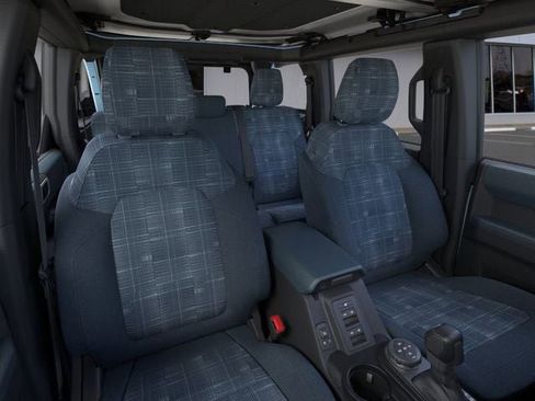 New 2025 Ford Bronco Heritage Edition image 10