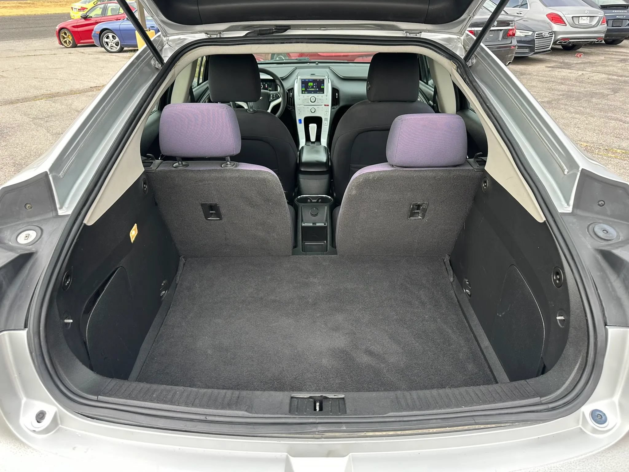 Used 2013 Chevrolet Volt FWD image 18