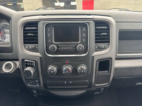 Used 2018 RAM 1500 Express w/ Express Value Package AWD/4WD image 17