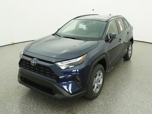 New 2025 Toyota RAV4 XLE image 40