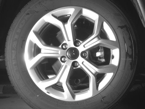 Used 2025 Jeep Compass Latitude image 15