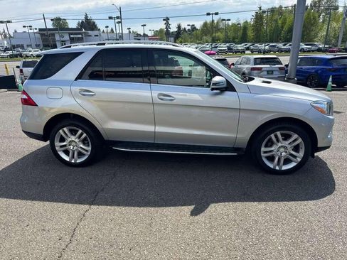 Used 2014 Mercedes-Benz ML 350 4MATIC image 5