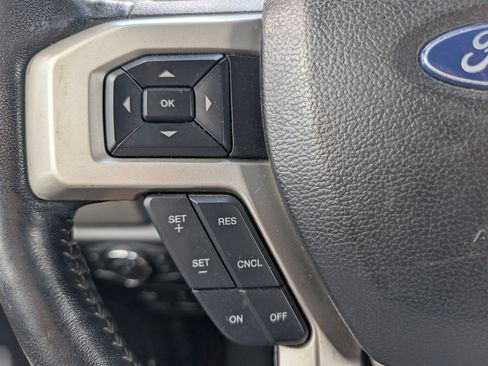 Used 2019 Ford F150 Lariat w/ Trailer Tow Package AWD/4WD image 20