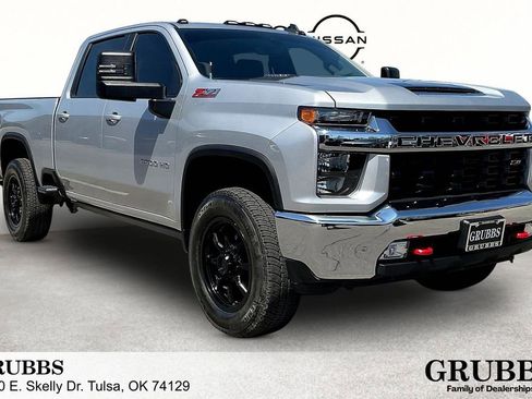 Used 2022 Chevrolet Silverado 2500 LT w/ Convenience Package image 1